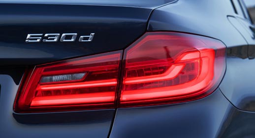 BMW 5 series aktualizácia zadných svetiel